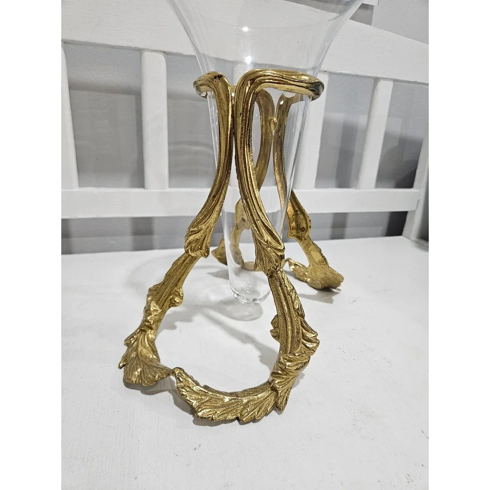 Vtg Bombay Co. Floating Glass Vase w/Ornate Gold Leaf Metal Stand 11